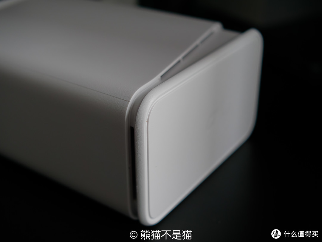 家庭数据中心，高颜值，高“回报”！最适合小白入门的NAS产品—极空间Z2Pro