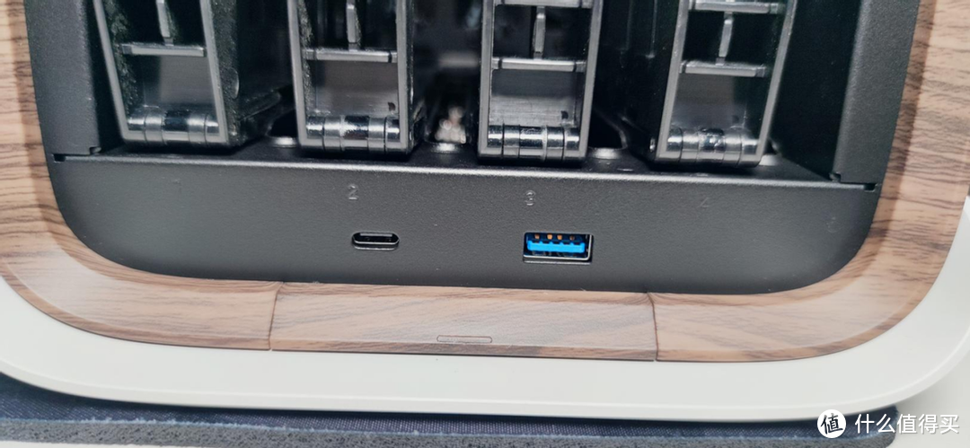 极空间Z4S：功能丰富、安全可靠的私有云产品，满足自媒体创作者的存储需求！