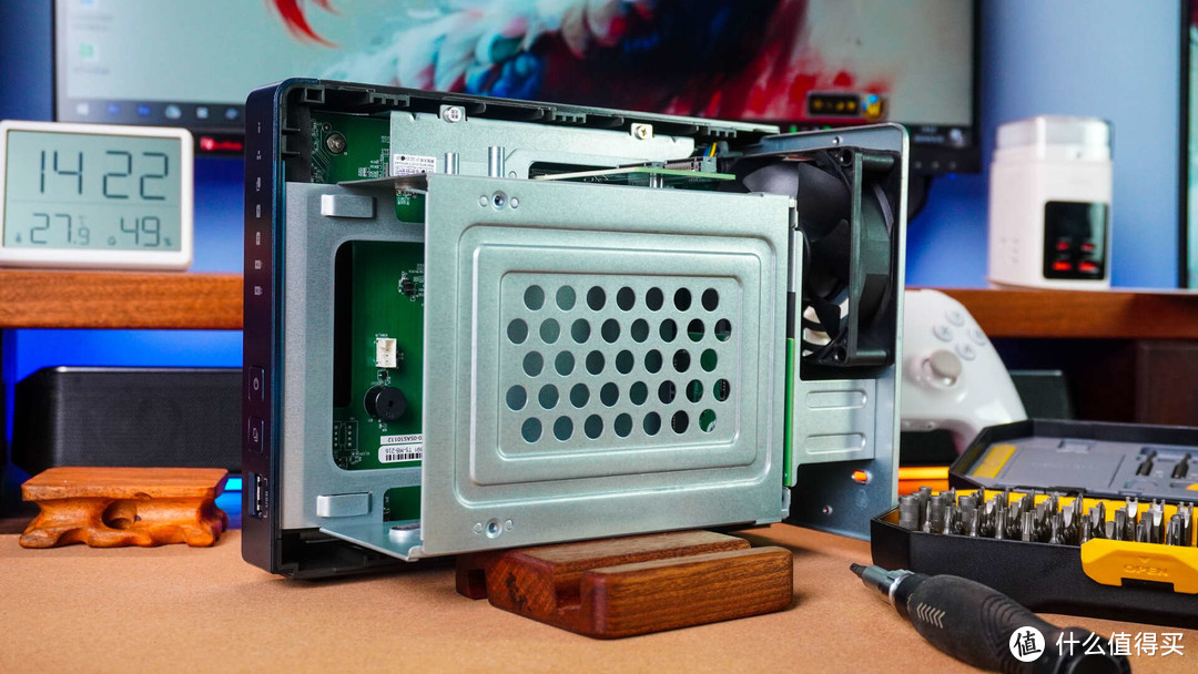 双盘位,AI图像优化,威联通TS-216为家用NAS立标杆 双盘位,AI图像优化,威联通TS-216为家用NAS立标杆