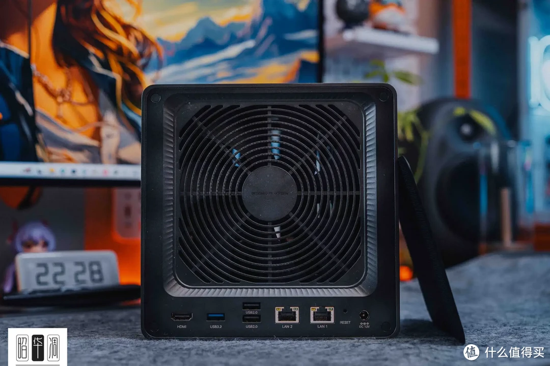 底层重构、半年高频更新,从用户视角分析绿联私有云是否值得入手 底层重构、半年高频更新,从用户视角分析绿联私有云是否值得入手