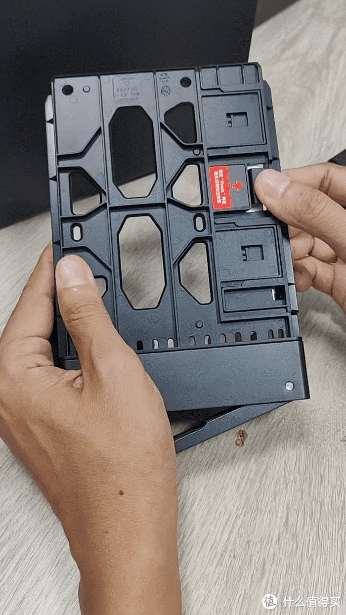 入门级高性价比之选-绿联DXP2800 NAS 开箱展示 入门级高性价比之选-绿联DXP2800 NAS 开箱展示
