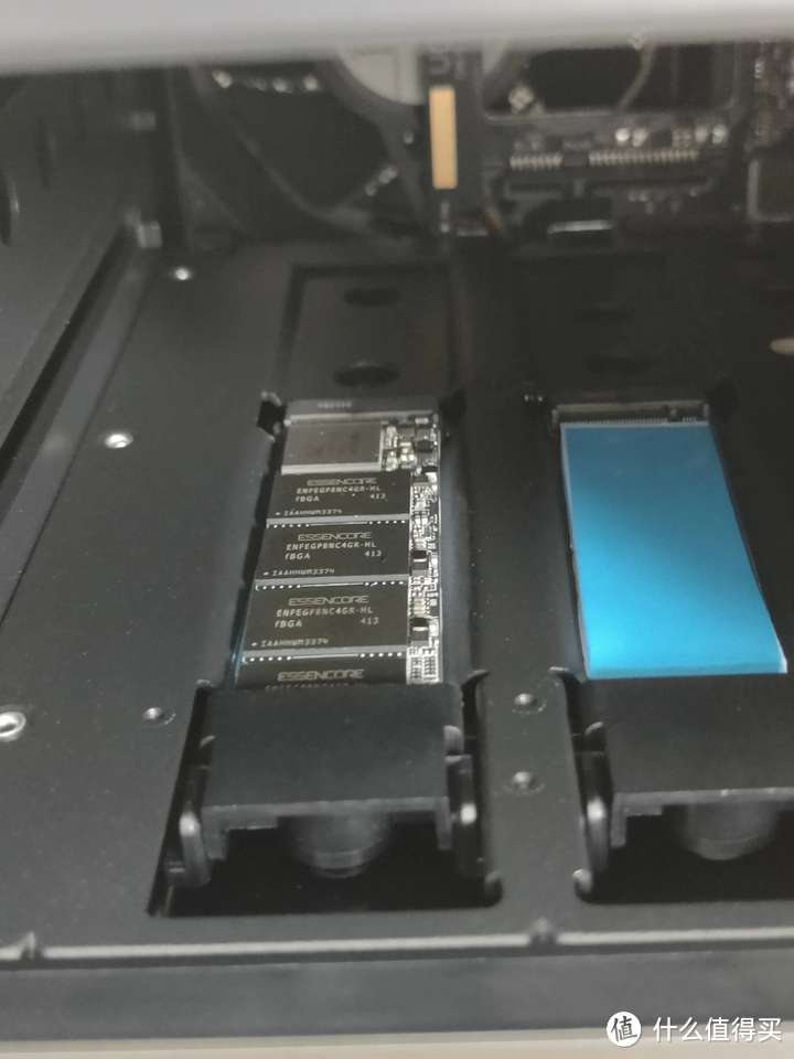 入门级高性价比之选-绿联DXP2800 NAS 开箱展示 入门级高性价比之选-绿联DXP2800 NAS 开箱展示