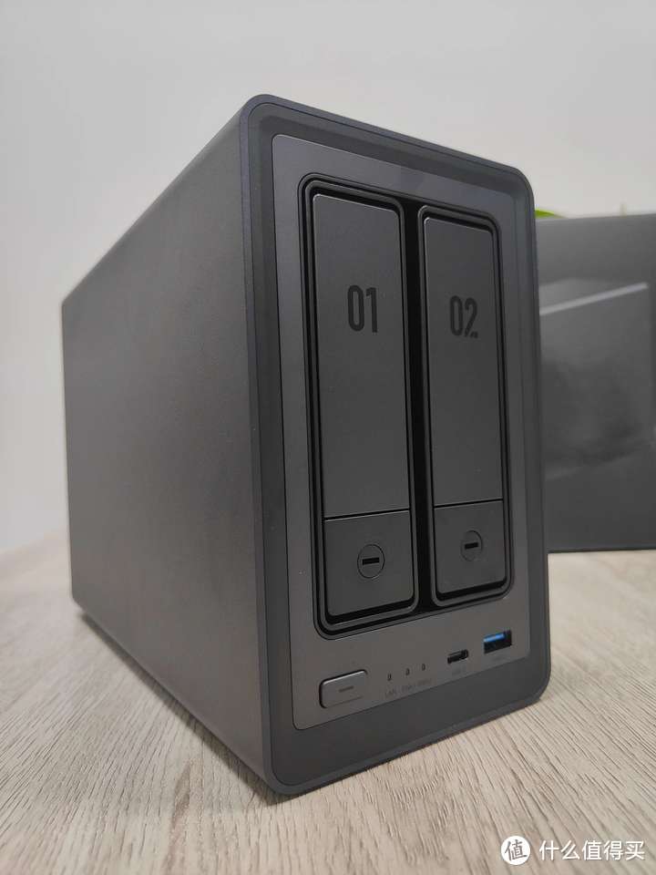 入门级高性价比之选-绿联DXP2800 NAS 开箱展示 入门级高性价比之选-绿联DXP2800 NAS 开箱展示