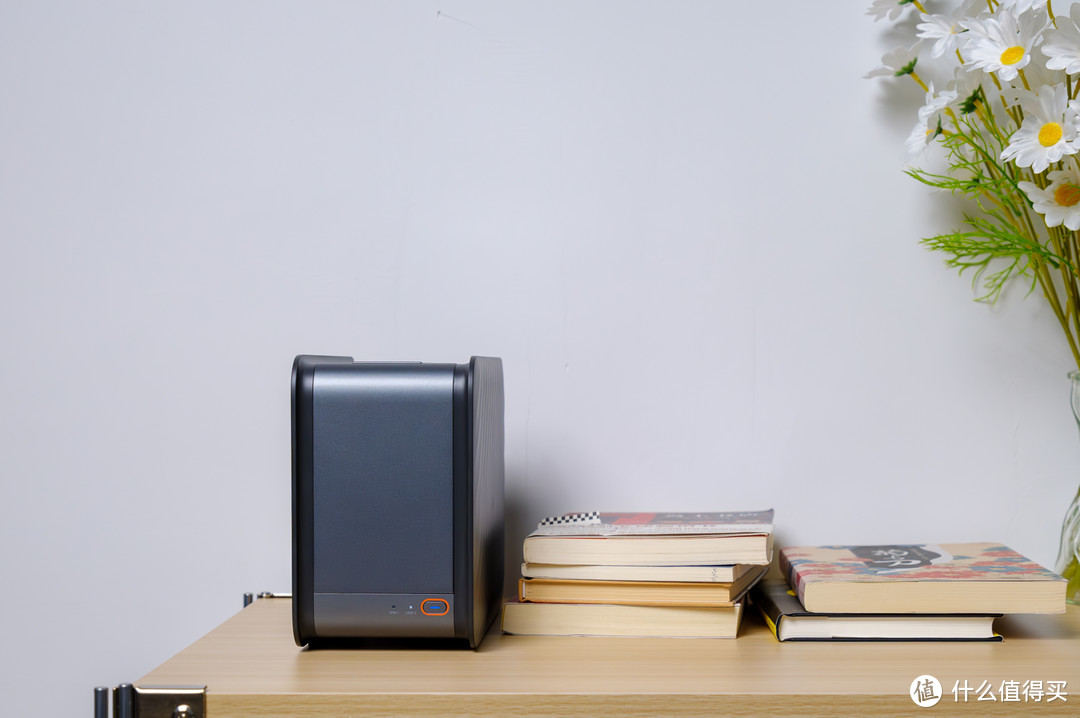 家庭存储AI小助手,联想家庭存储中枢T20,让数据触手可及 家庭存储AI小助手,联想家庭存储中枢T20,让数据触手可及