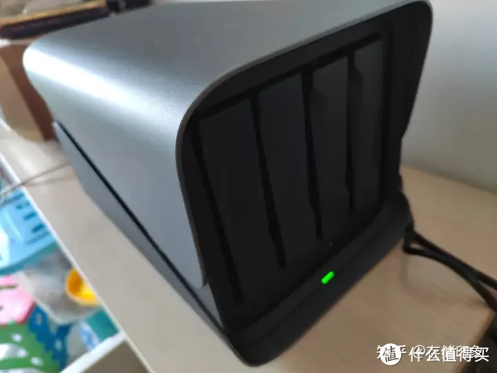 家用 NAS 该怎么选择呢？