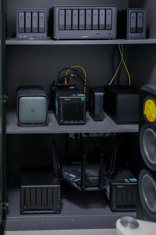 群晖未来路径:模组化设计、服务化进阶与云端化发展趋势揭示 群晖未来路径:模组化设计、服务化进阶与云端化发展趋势揭示