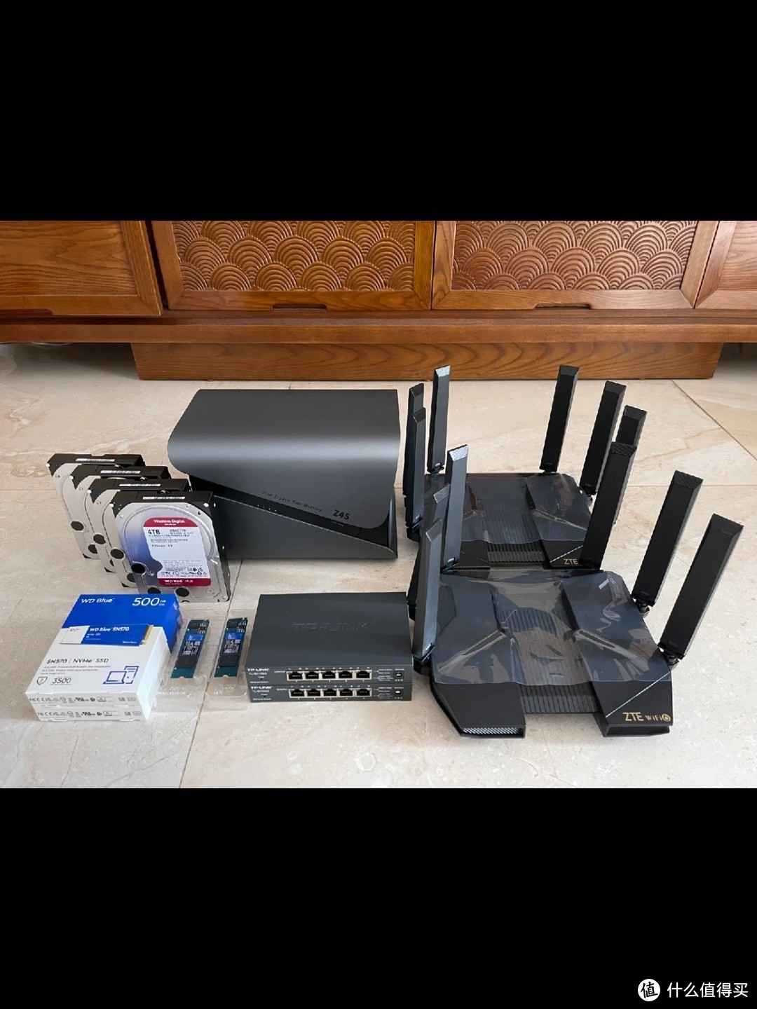 极空间 Z4S:超好用的数据存储神器 极空间 Z4S:超好用的数据存储神器