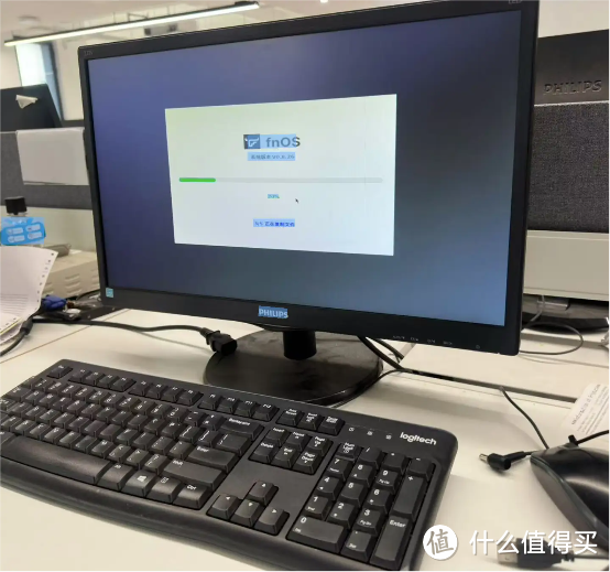 年轻人第一台NAS 100元飞牛OS