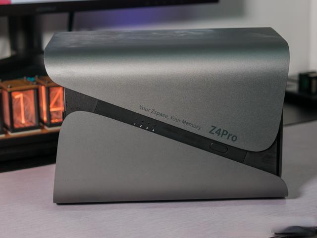 极空间20盘位NAS扩容实践：从方案实施到用户体验极致优化