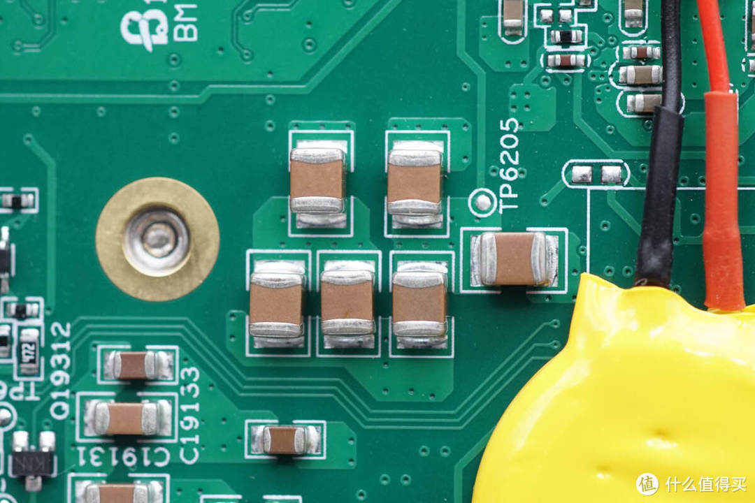 拆解报告：极空间私有云T2