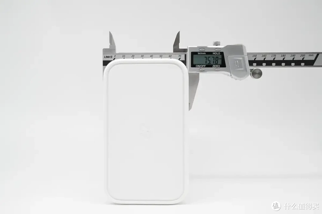 拆解报告：极空间私有云Q2C