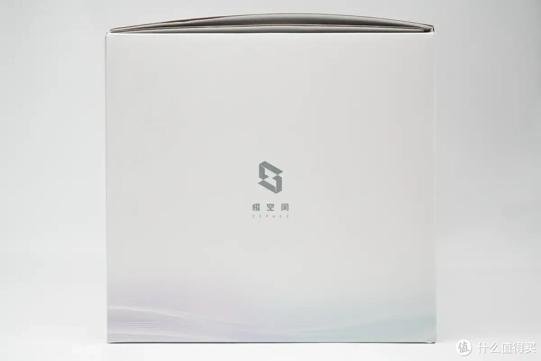 拆解报告：极空间私有云Q2C