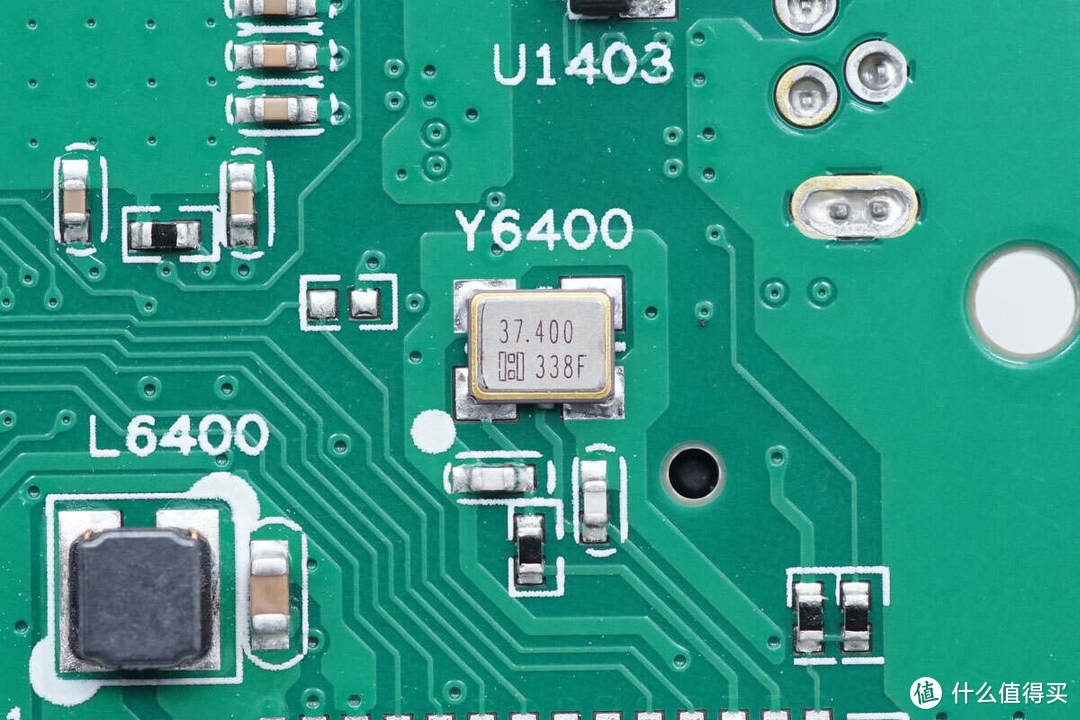 拆解报告：极空间私有云T2