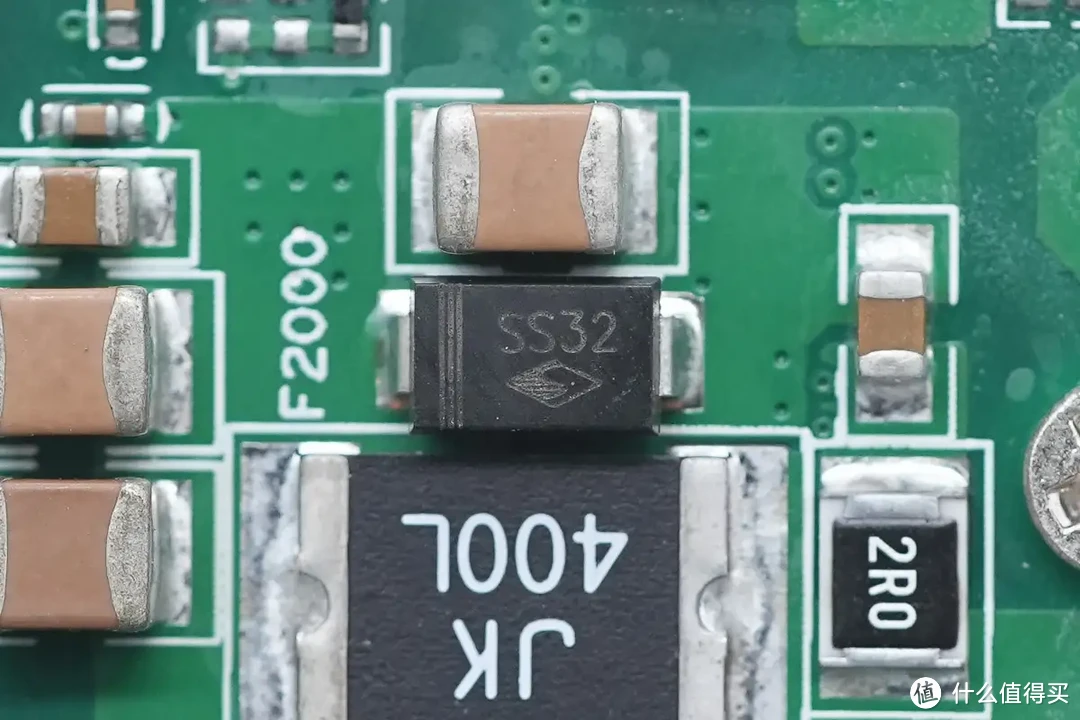 拆解报告：极空间私有云Q2C