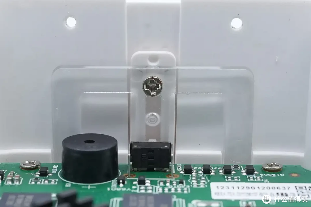 拆解报告：极空间私有云Q2C