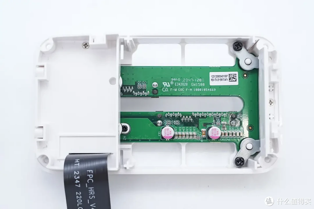 拆解报告：极空间私有云Q2C