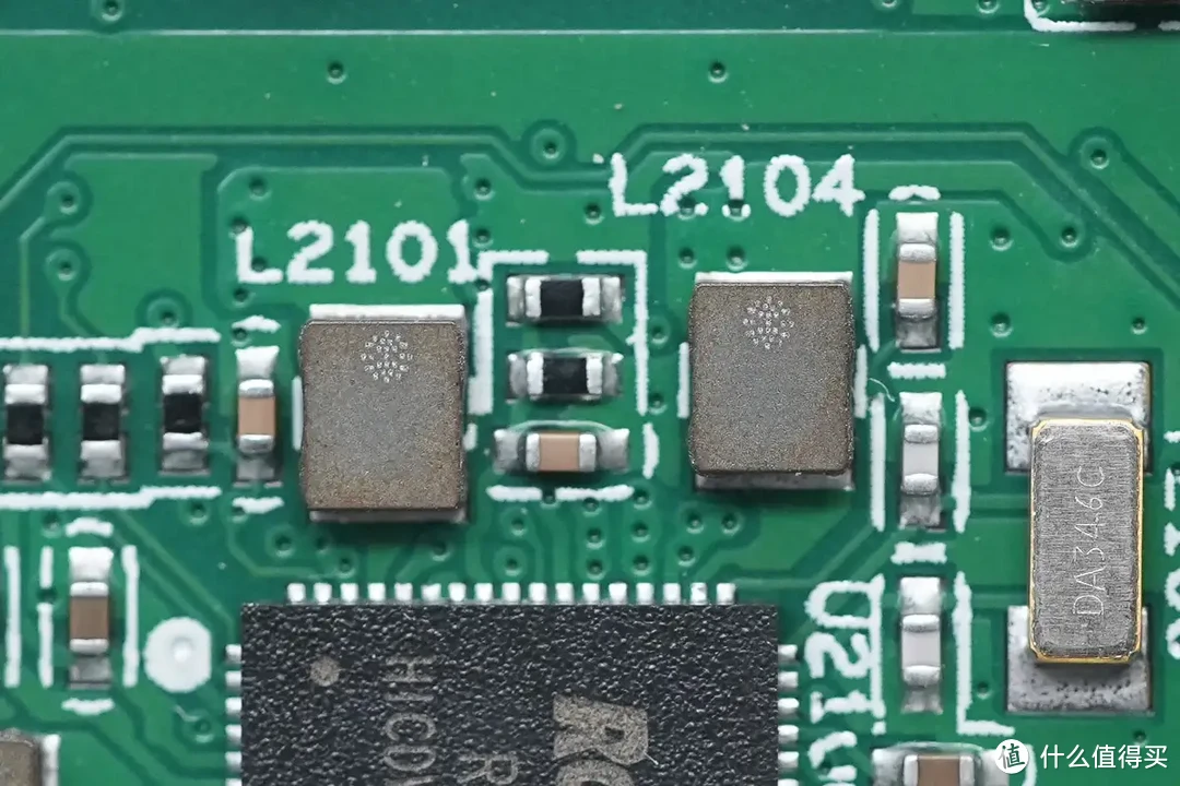 拆解报告：极空间私有云Q2C