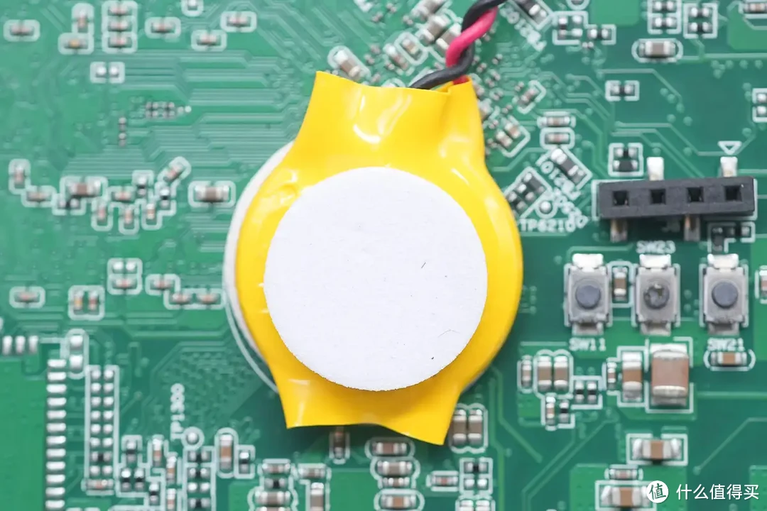 拆解报告：极空间私有云Q2C