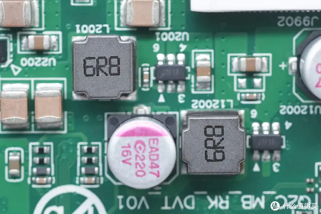 拆解报告：极空间私有云Q2C