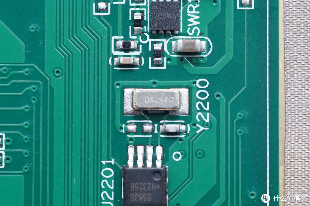 拆解报告：极空间私有云T2