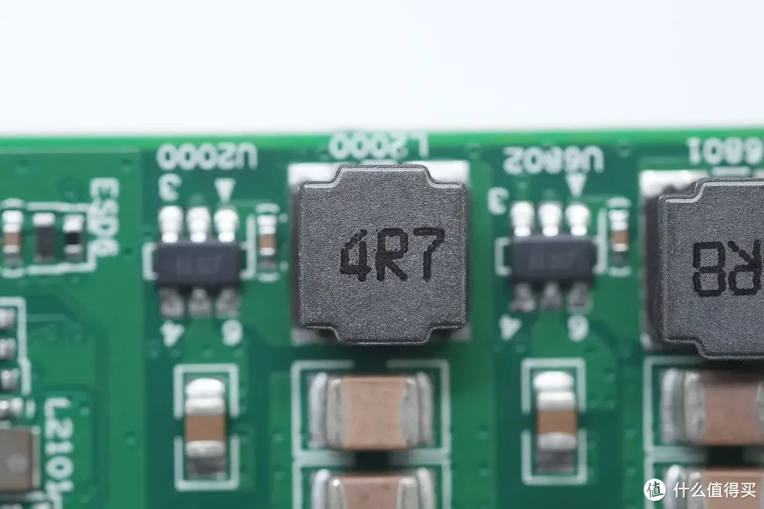 拆解报告：极空间私有云Q2C