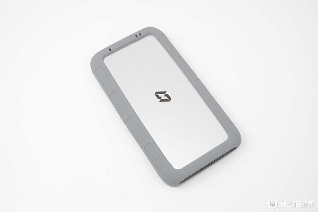 拆解报告：极空间私有云T2