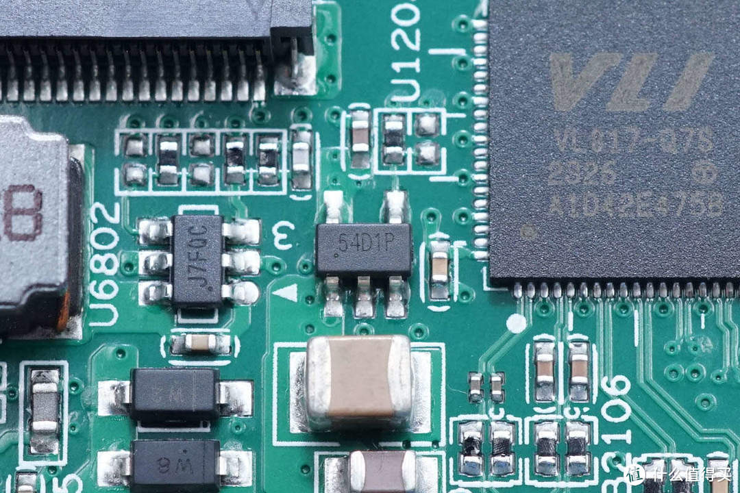 拆解报告：极空间私有云T2