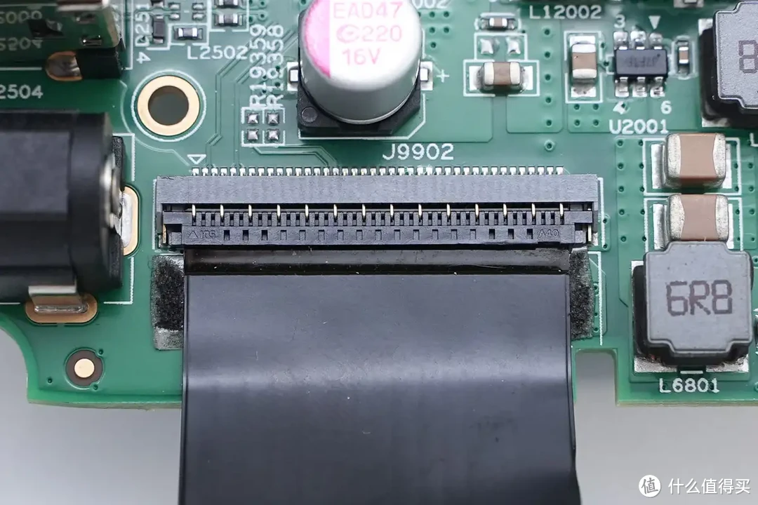 拆解报告：极空间私有云Q2C