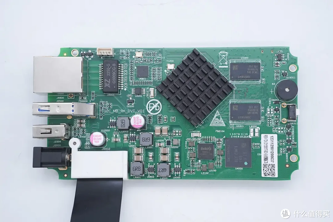 拆解报告：极空间私有云Q2C