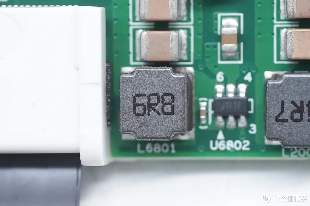 拆解报告：极空间私有云Q2C