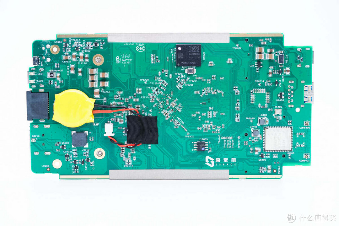 拆解报告：极空间私有云T2