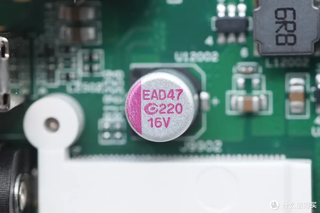 拆解报告：极空间私有云Q2C