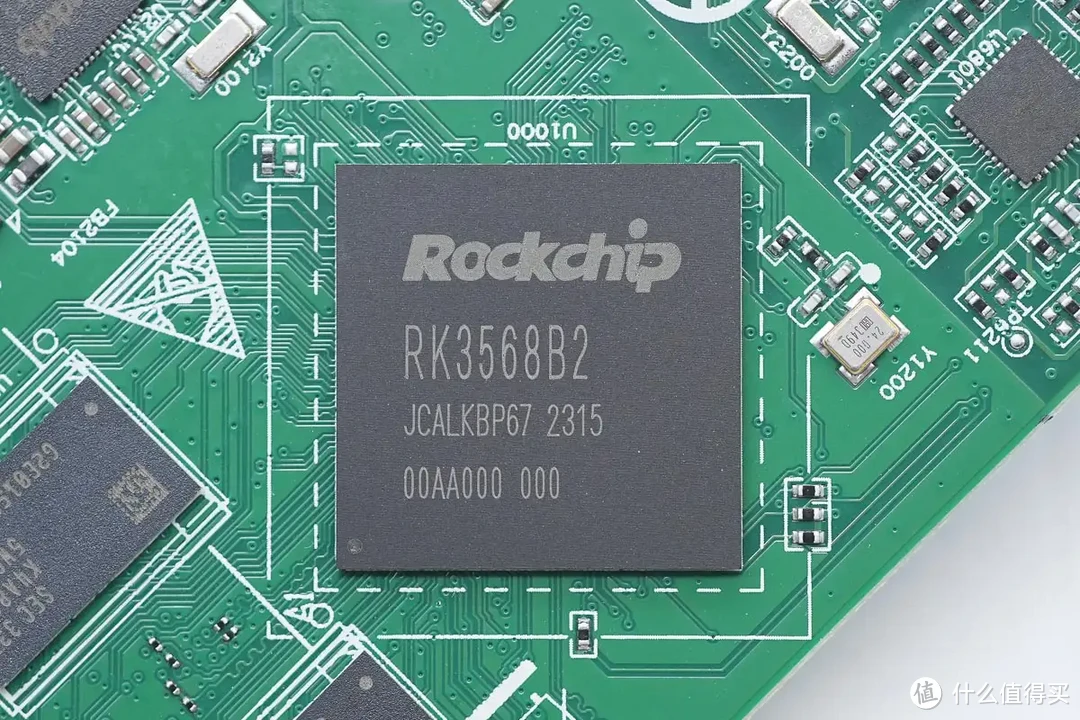 拆解报告：极空间私有云Q2C