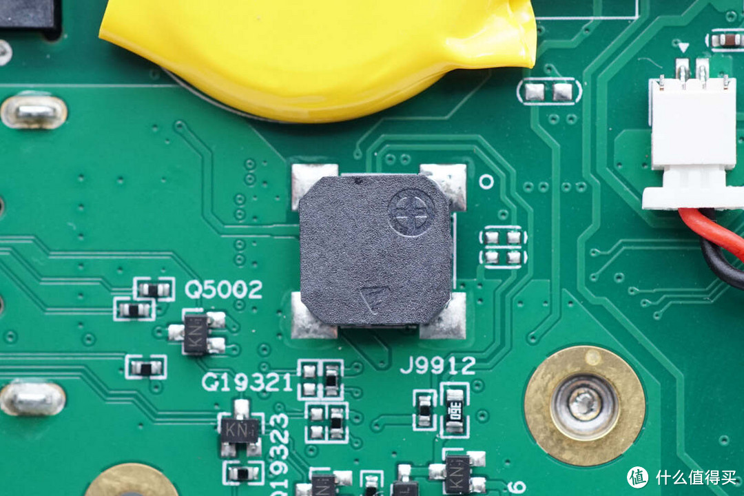 拆解报告：极空间私有云T2