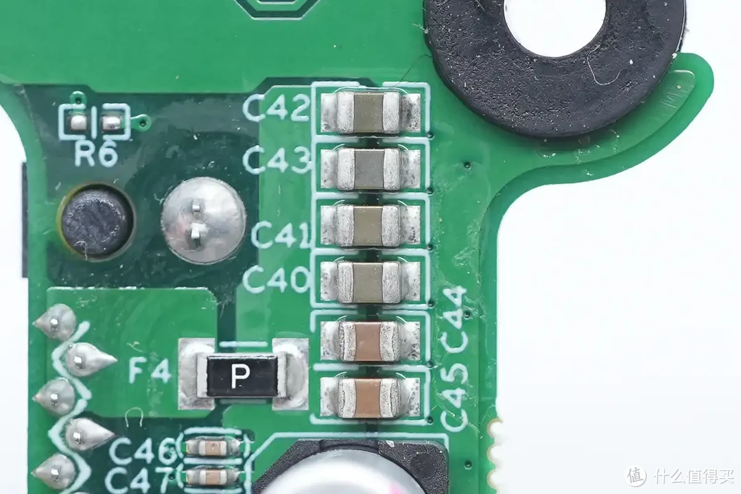 拆解报告：极空间私有云Q2C