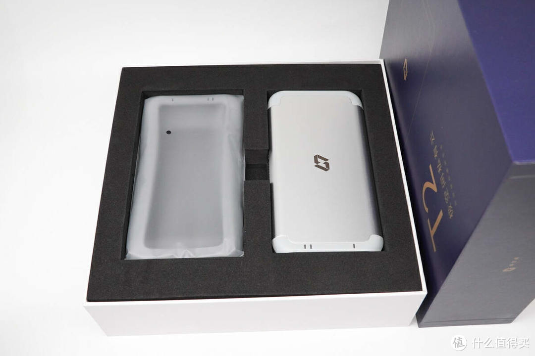 拆解报告：极空间私有云T2