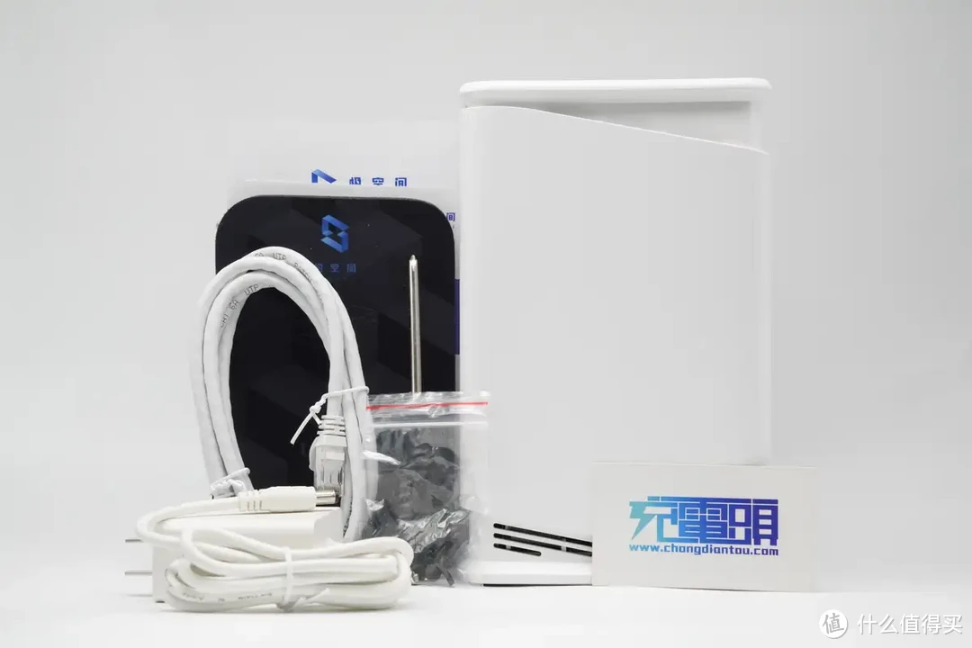 拆解报告：极空间私有云Q2C