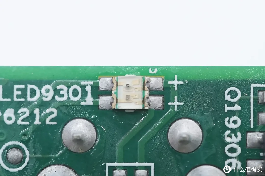 拆解报告：极空间私有云Q2C