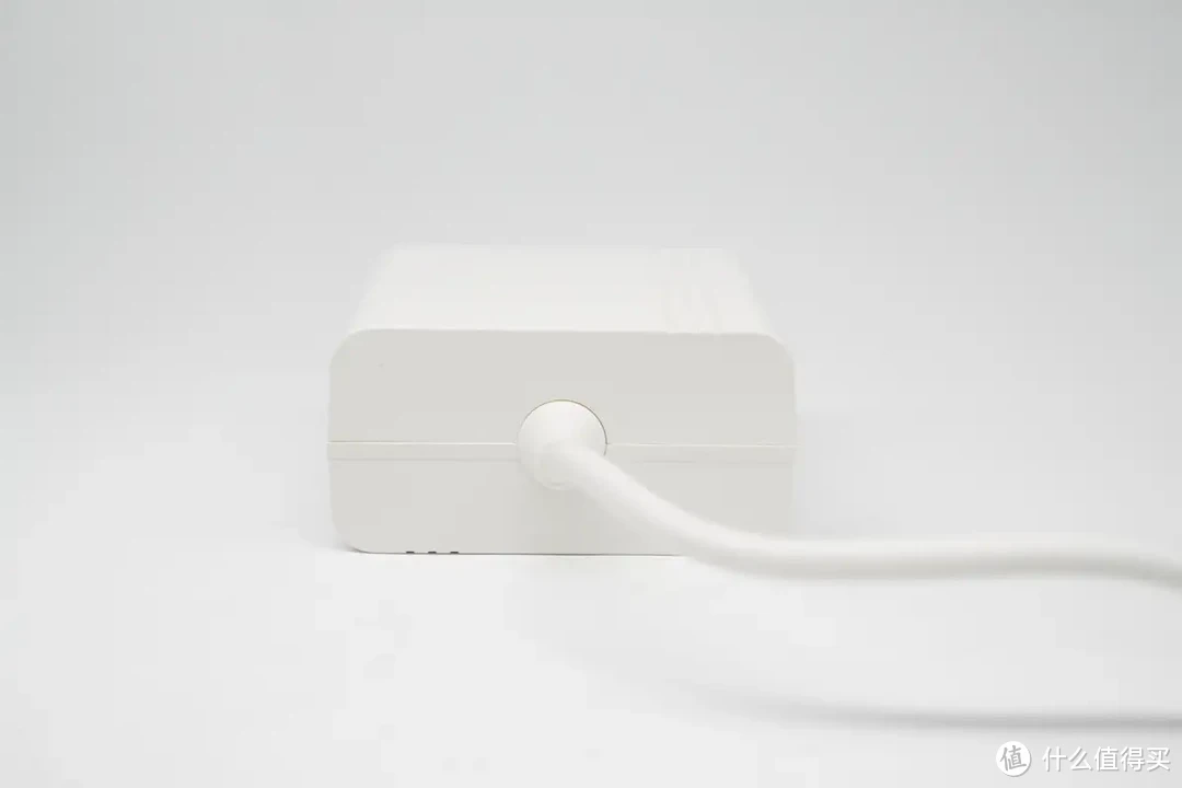 拆解报告：极空间私有云Q2C