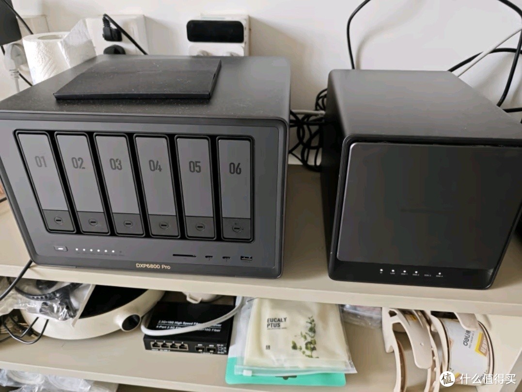 绿联私有云DXP6800 Pro测评:高效能与多功能并存的NAS解决方案 绿联私有云DXP6800 Pro测评:高效能与多功能并存的NAS解决方案