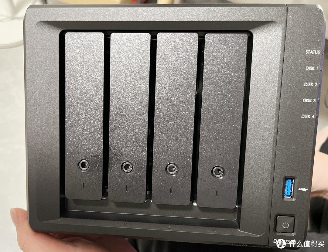 群晖DS423+：办公环境中的数据管理利器