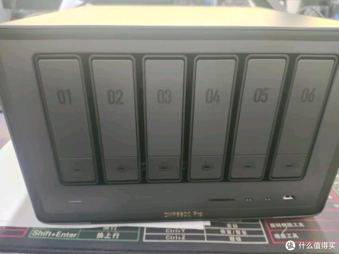 绿联私有云DXP6800 Pro测评:高效能与多功能并存的NAS解决方案 绿联私有云DXP6800 Pro测评:高效能与多功能并存的NAS解决方案