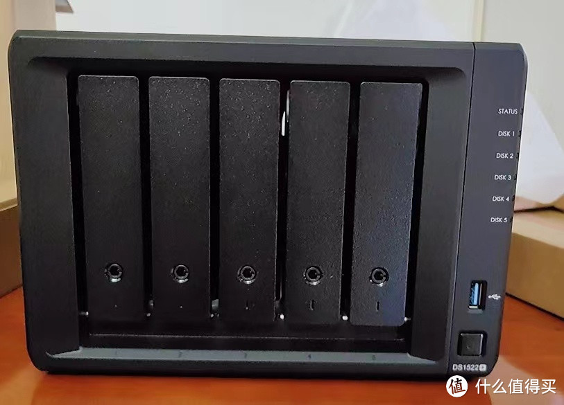 群晖DS1522+,办公好帮手 群晖DS1522+,办公好帮手