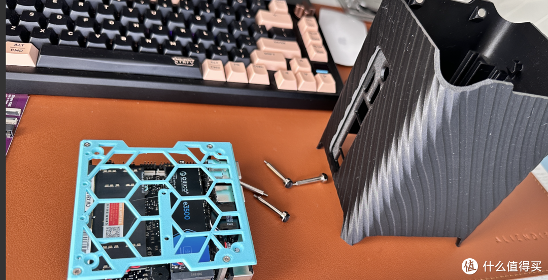 废物利用 | 打造超酷全闪 NAS