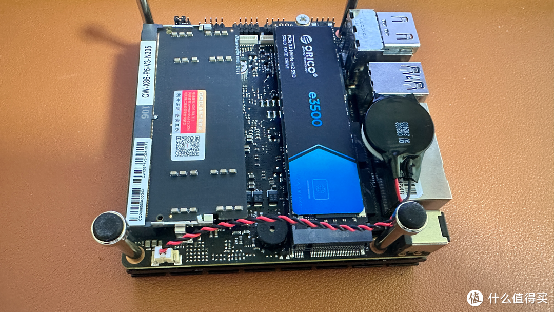 废物利用 | 打造超酷全闪 NAS