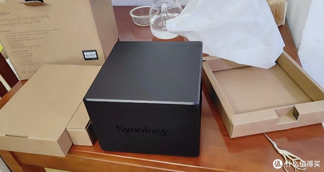 群晖DS1522+,办公好帮手 群晖DS1522+,办公好帮手