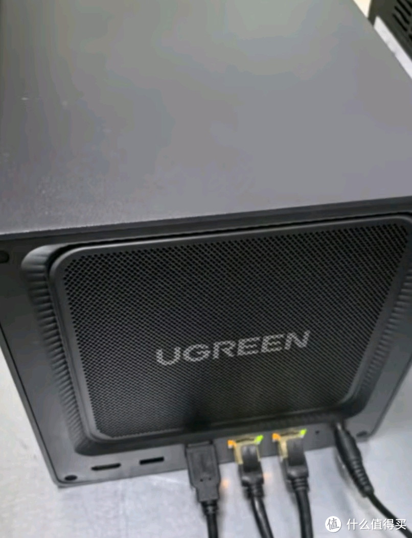 绿联私有云DXP4800Plus8G内存四盘位NAS网络存储云硬盘家庭服务器