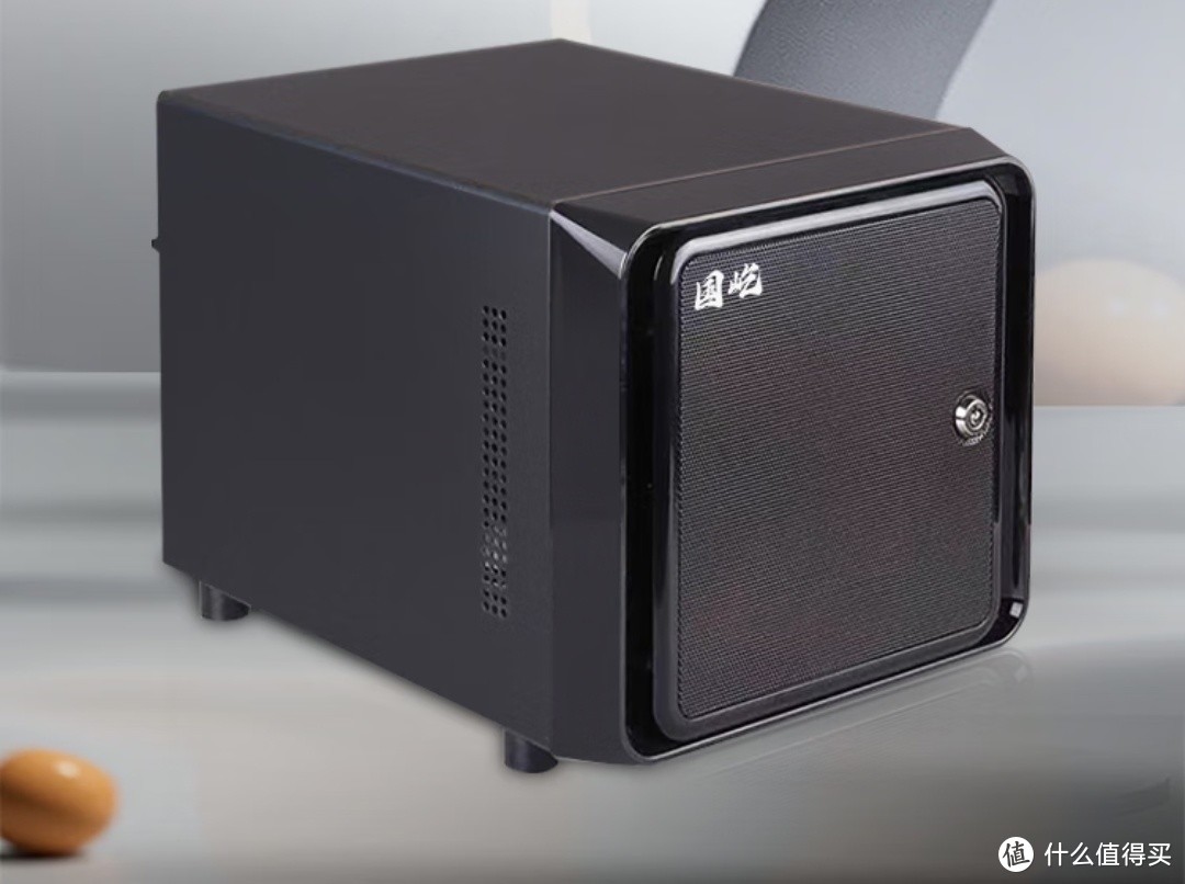 国屹屹存SS400国产化桌面4盘位NAS网络存储RAID私有云16T 国屹屹存SS400国产化桌面4盘位NAS网络存储RAID私有云16T