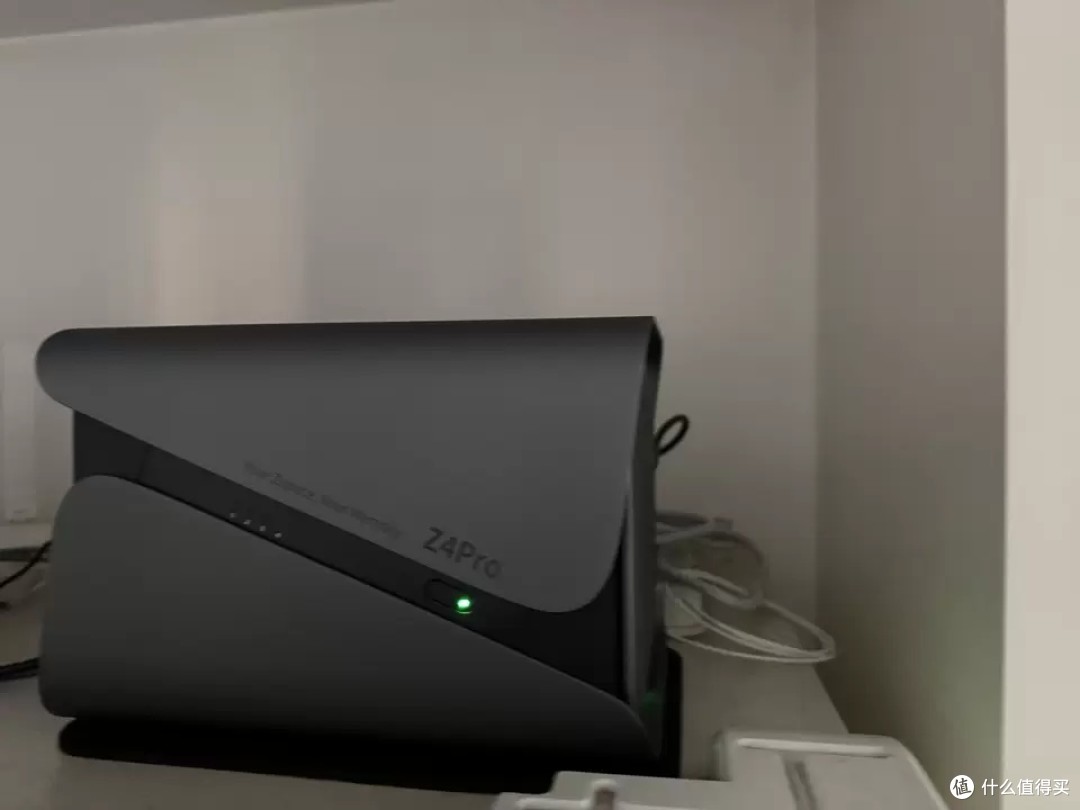 极空间私有云Z4Pro性能版网络存储16G内存nas个人云手机平板扩容 极空间私有云Z4Pro性能版网络存储16G内存nas个人云手机平板扩容