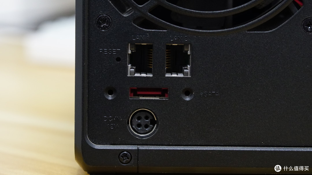 2025年群晖DS920+首发评测,二手2300元值得入手吗? 2025年群晖DS920+首发评测,二手2300元值得入手吗?